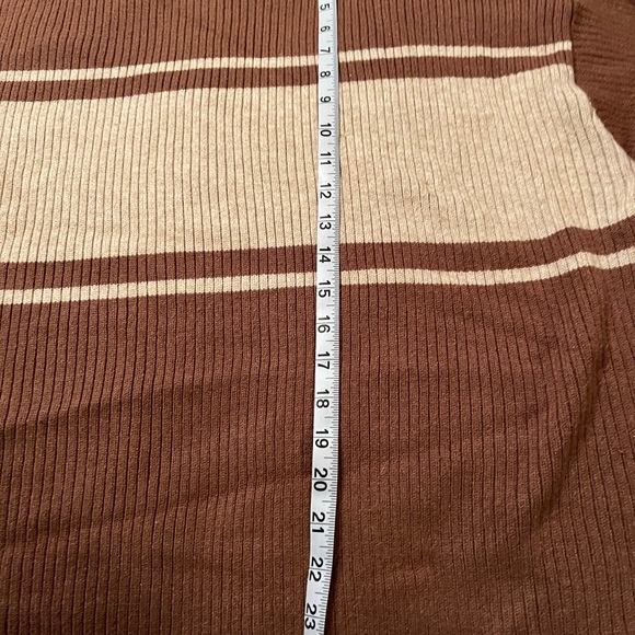 Gilli Women’s Sweater Plus Brown Tan Stripe Cropped Women's 2X EUC - Picture 11 of 11